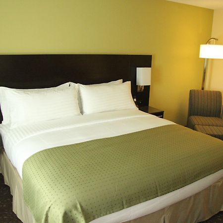Holiday Inn Greensboro Coliseum By Ihg Luaran gambar
