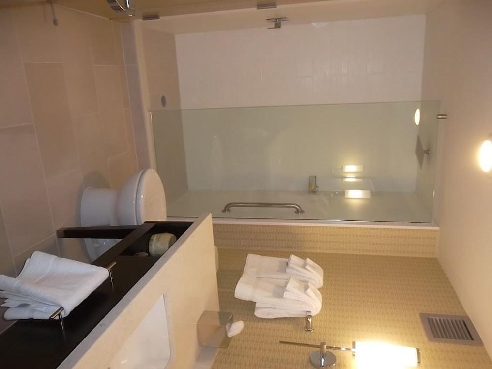 Holiday Inn Greensboro Coliseum By Ihg Luaran gambar