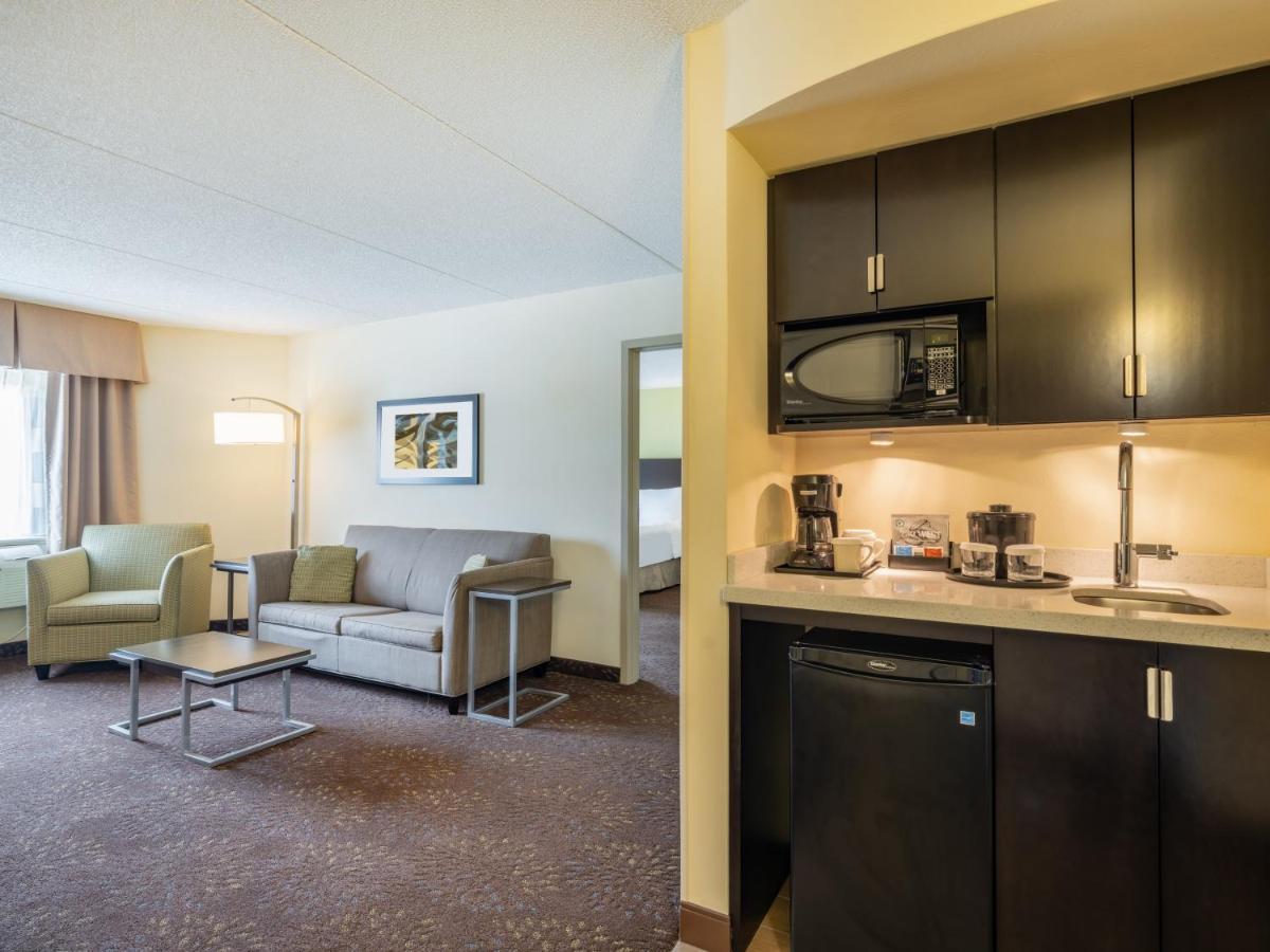 Holiday Inn Greensboro Coliseum By Ihg Luaran gambar